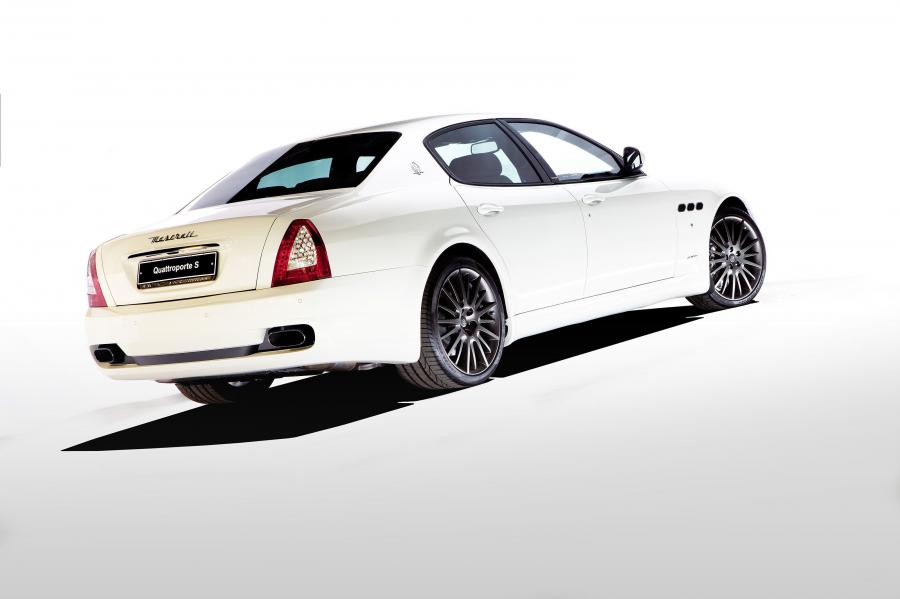  Maserati Quattroporte 2008 года  (фото 2 из 197)